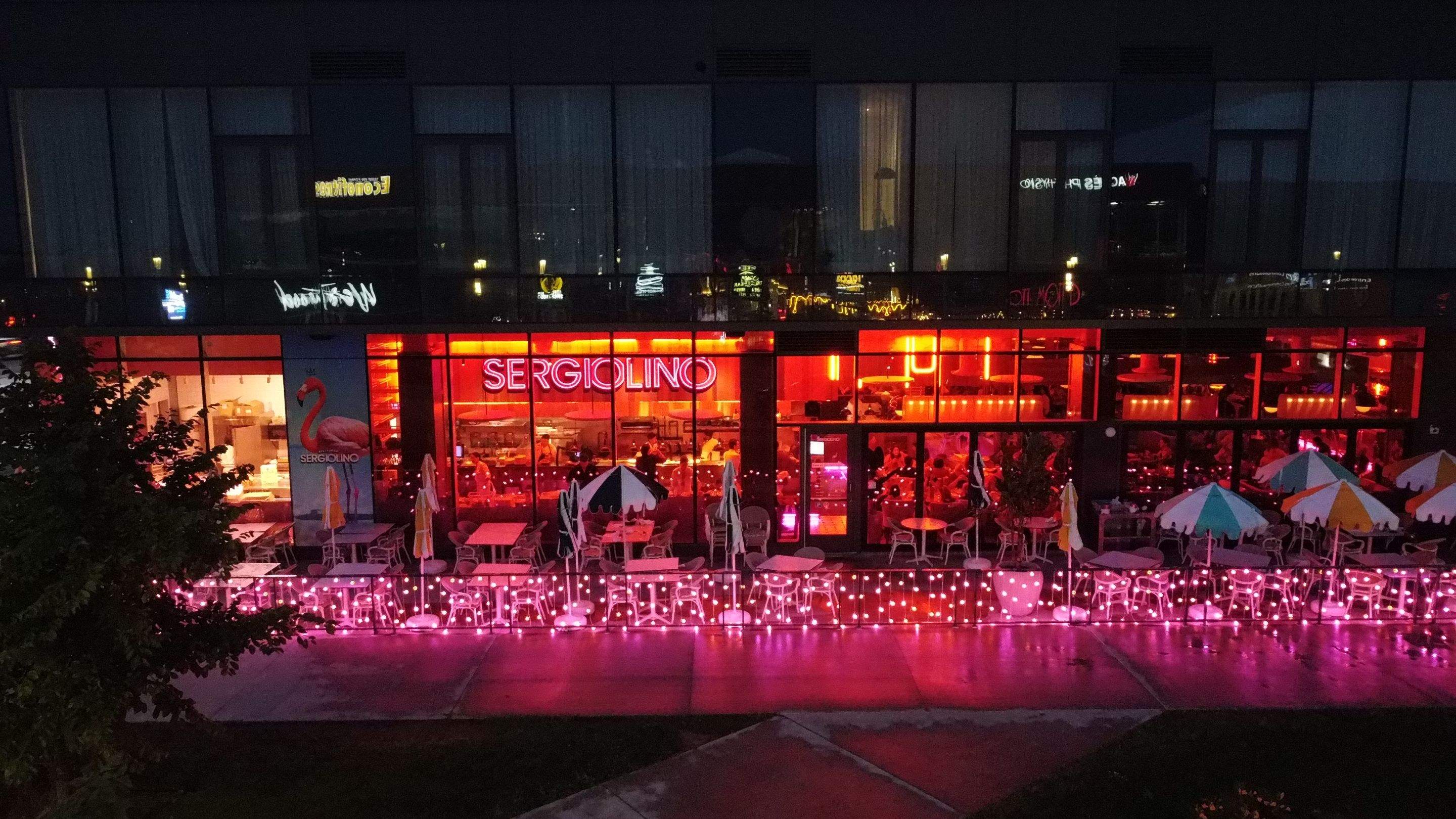 Beautiful Restaurant Terrace Decoration In Laval
